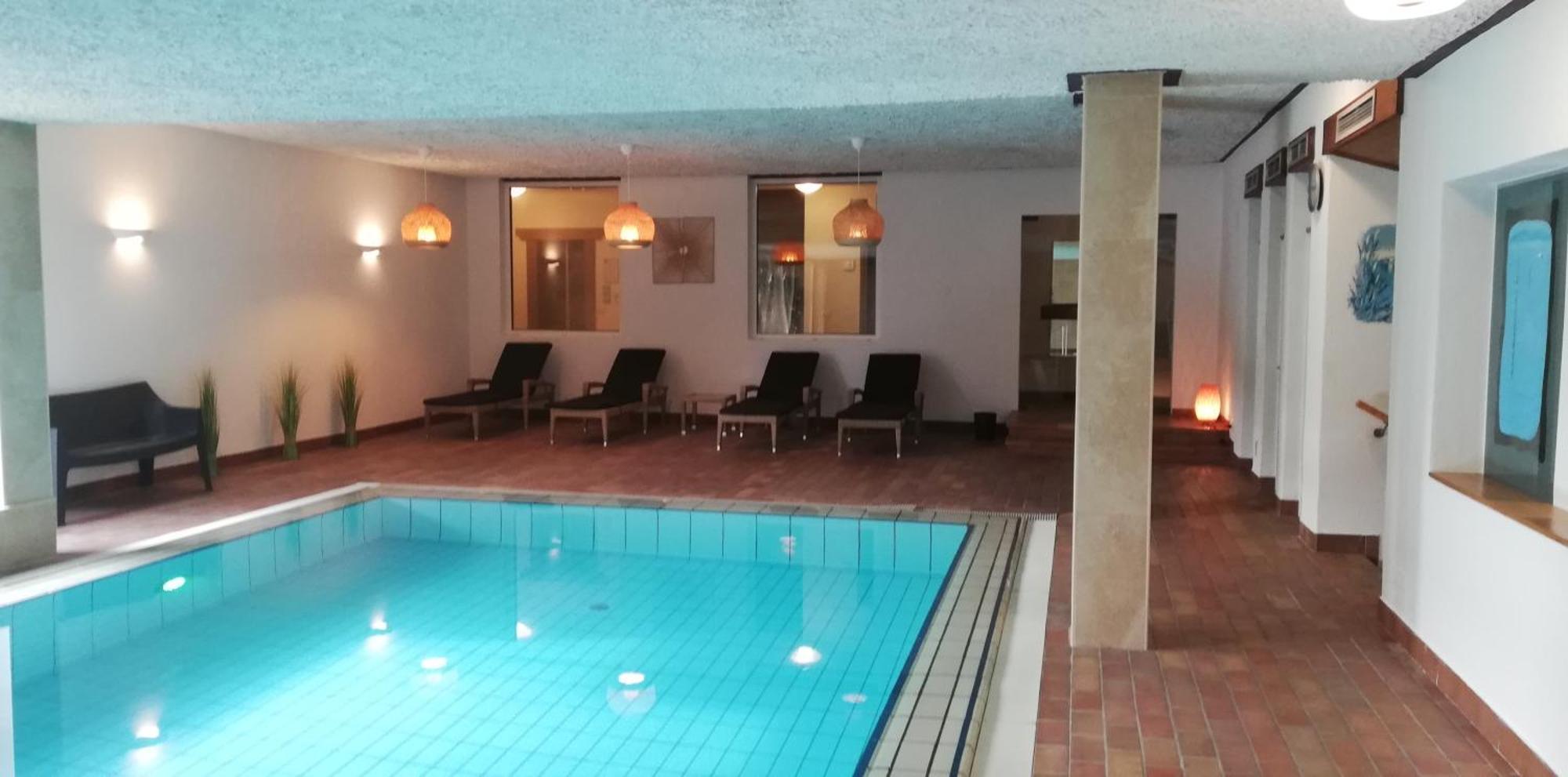 Ferienwohnungen St Hippolyt Mit Hallenbad Lagundo Eksteriør bilde